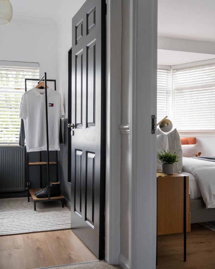 Large Luxury Solihull House - The Residence - Close To Nec - Sleeps 9 エクステリア 写真