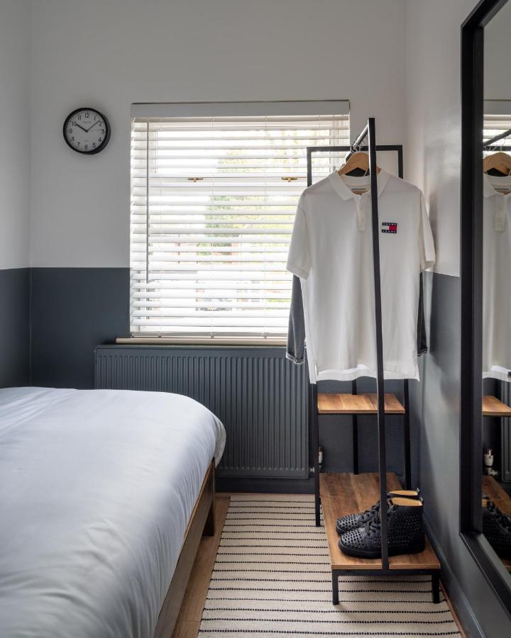 Large Luxury Solihull House - The Residence - Close To Nec - Sleeps 9 エクステリア 写真